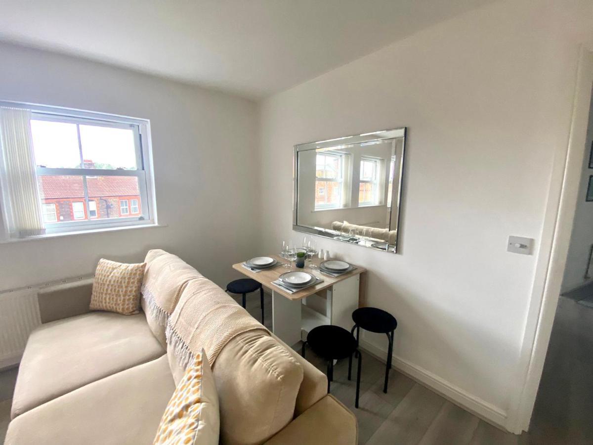 Lovely Stylish Apartment Near Penny Lane! Free Parking 리버풀 외부 사진